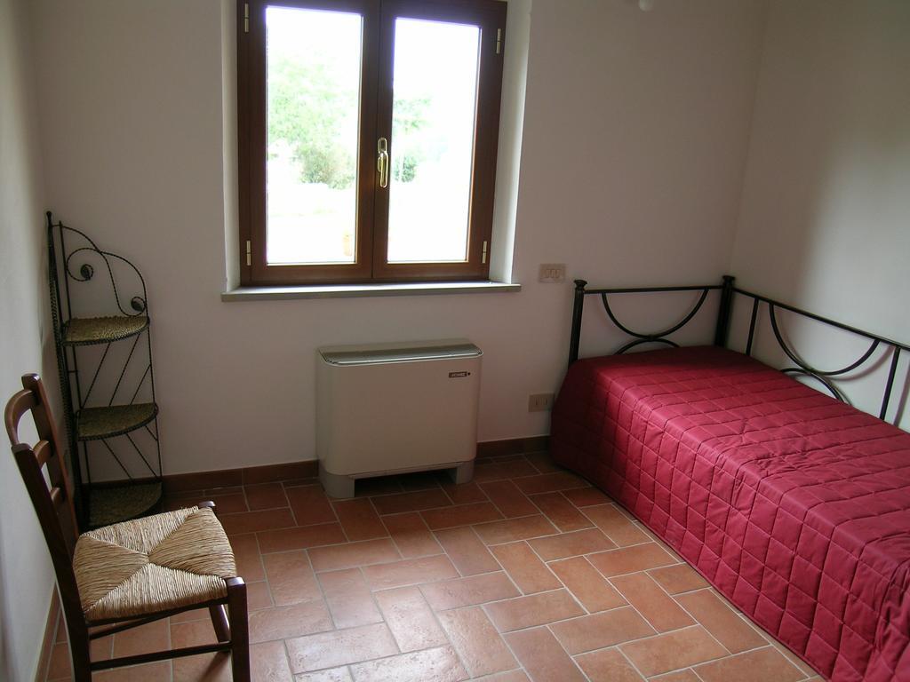 Agriturismo Podere Ossaia Cortona Room photo