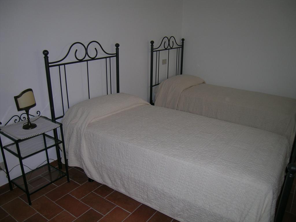 Agriturismo Podere Ossaia Cortona Room photo